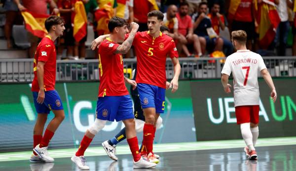 Hiszpania obroni tytuł w finale na Olivo Arena