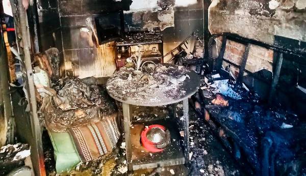 Un incendio en Los Villares deja una mujer afectada por inhalación de humo