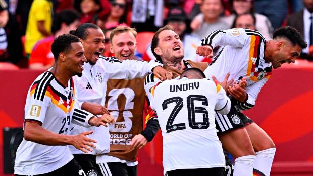 <i>Celebración de uno de los goles de Alemania, ya clasificada para dieciseisavos, frente a Costa de Marfil. </i>