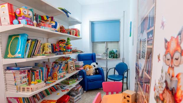 <i>Puntos de lectura Hospital Materno Infantil. / Hospital Universitario de Jaén. </i>