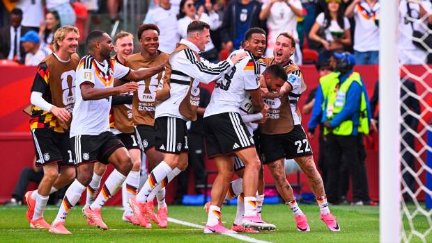 <i>Celebración de uno de los goles de Deniz Undav. / Tom Weller / dpa.</i>