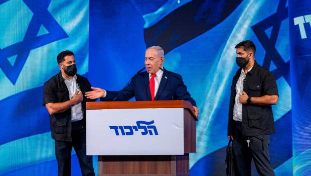 <i>El primer ministro israelí, Benjamin Netanyahu, habla ante sus seguidores tras las elecciones.</i>