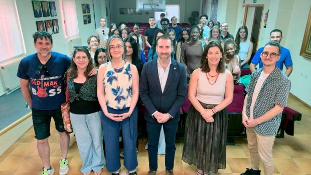 <i>Inauguración de la undécima edición del Programa de Verano de Inmersión Lingüística y Cultural en Español. / Universidad de Jaén. </i>