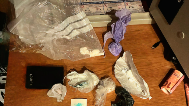 <i>Intervención de cocaína y dinero. / Policía Nacional.</i>