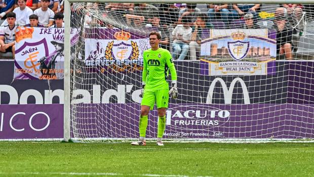 <i>Jaime Morillas, en un partido en el Estadio de La Victoria. / Miranda López / Real Jaén.</i>