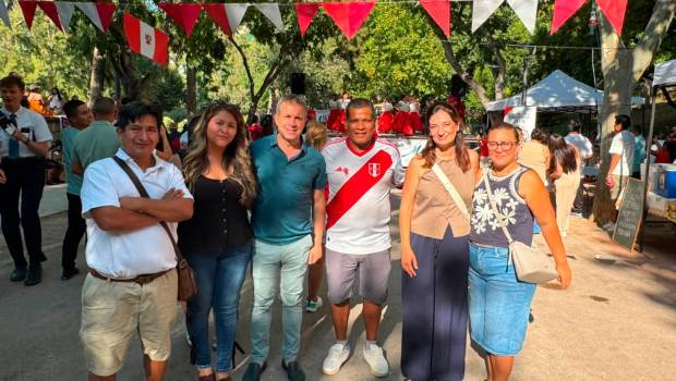 <i>Foto fiestas Patrias del Perú. / Ayuntamiento de Jaén. </i>