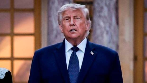 <i>El presidente de Estados Unidos, Donald Trump, en el Palacio de Versalles (Francia). / Europa Press.</i>