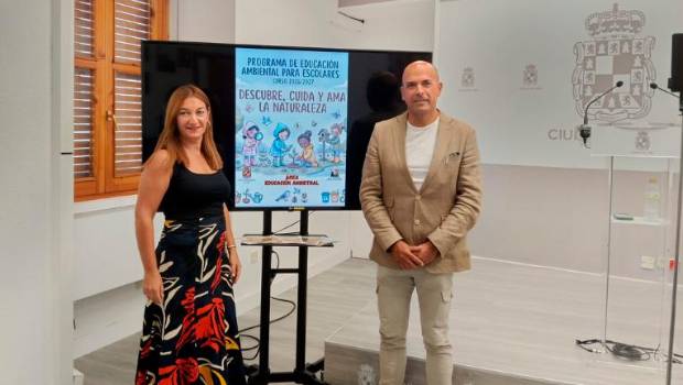<i>Durante la presentación del programa de educación ambiental. / Ayuntamiento de Jaén. </i>