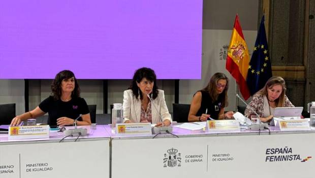 <i>La ministra de Igualdad, Ana Redondo, preside el Comité de Crisis. / Ministerio de Igualdad. </i>