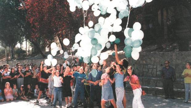 <i>Alumnos acudían a los centros escolares a primera hora de la mañana. / Archivo histórico Diario JAÉN. </i>