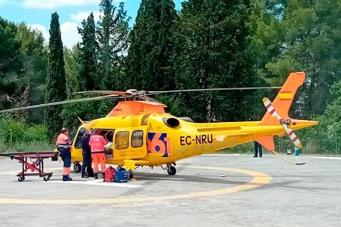<i>Helicóptero del 061. Archivo. / Emergencias 112.</i>
