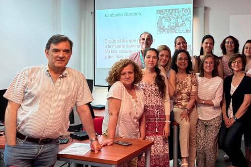 <i>Sesión formativa centrada en la Planificación Anticipada de Decisiones. / Junta de Andalucía.</i>