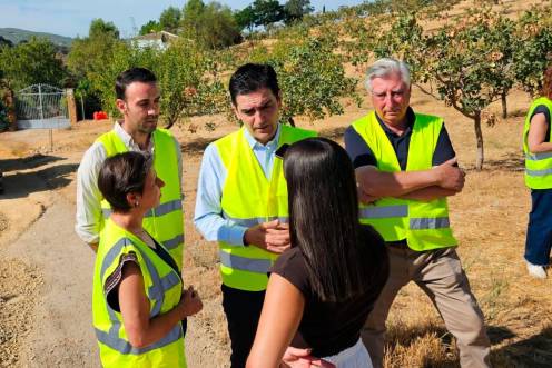 <i>Puesta en marcha de las obras de mejora en caminos rurales de Alcalá la Real. / Junta de Andalucía. </i>