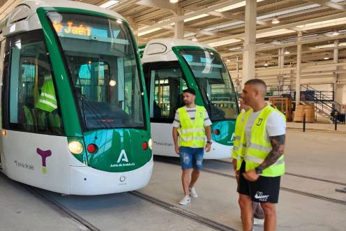 <i>Formación práctica de los futuros conductores del tranvía de Jaén. / Junta de Andalucía. </i>