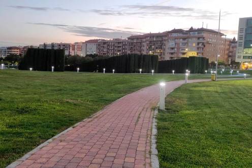 <i>Parque Andrés de Vandelvira, en el Bulevar. / Europa Press. </i>