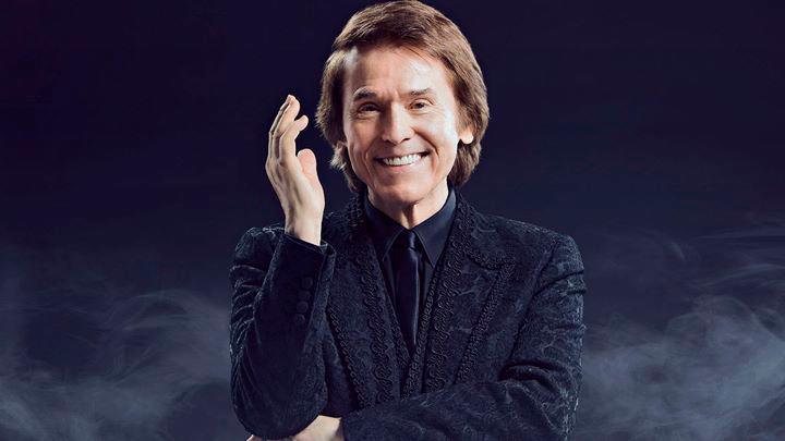 <span class=mln_uppercase_mln>PERSONAJE. </span><i>El cantante Raphael.</i>