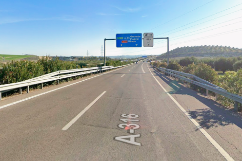 <i>Captura de Google Maps de la A-316 cerca de donde está el incendio. </i>