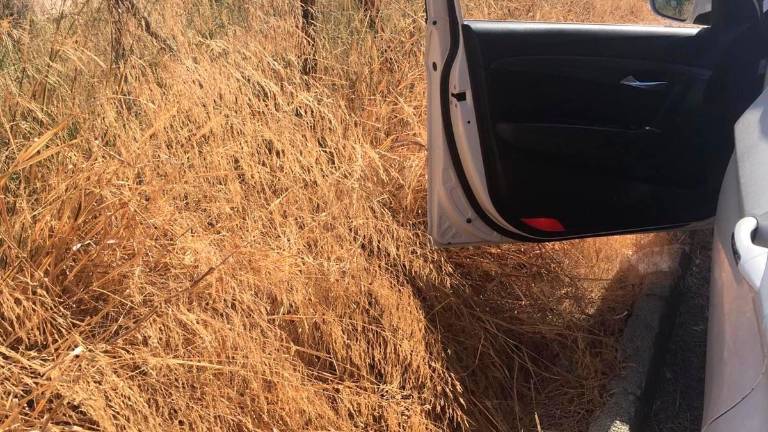 Molestias por la falta de acerado en José Toral