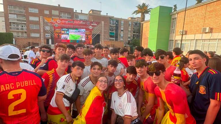 <i>Aficionados en Martos.</i>