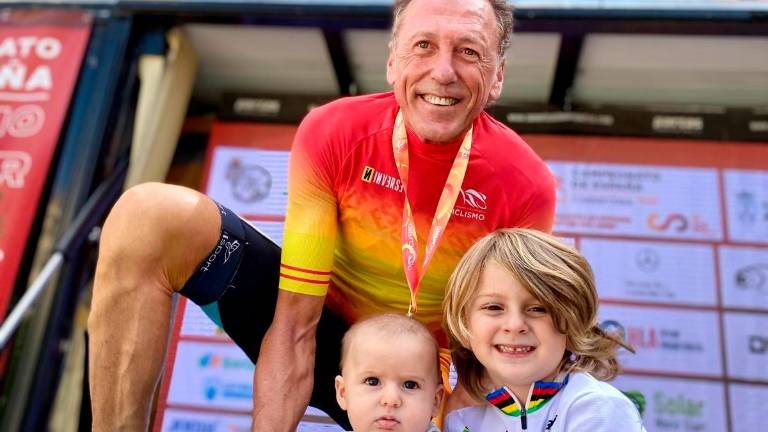 Mario Fernández, el campeón eterno máster en bicicleta