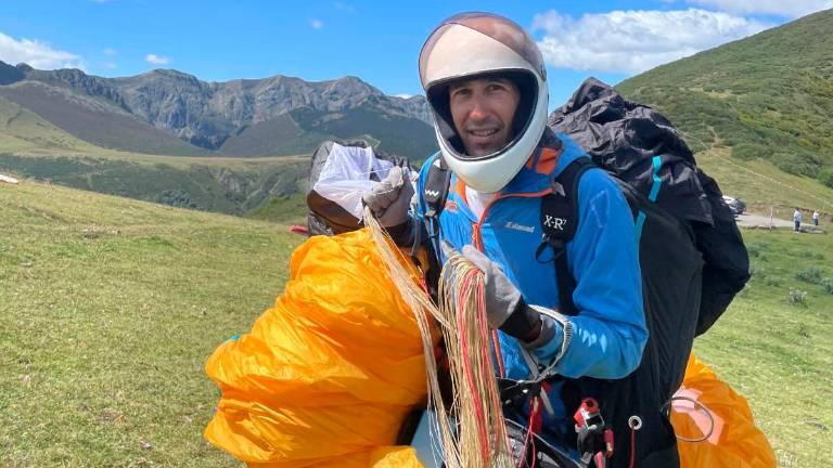 Distinción a un “maverick” del aire