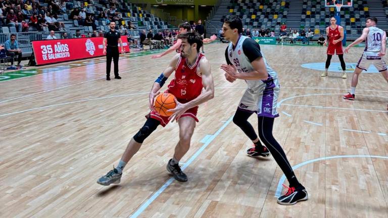 El Jaén CB cae ante un poderoso UEMC Valladolid (84-91)