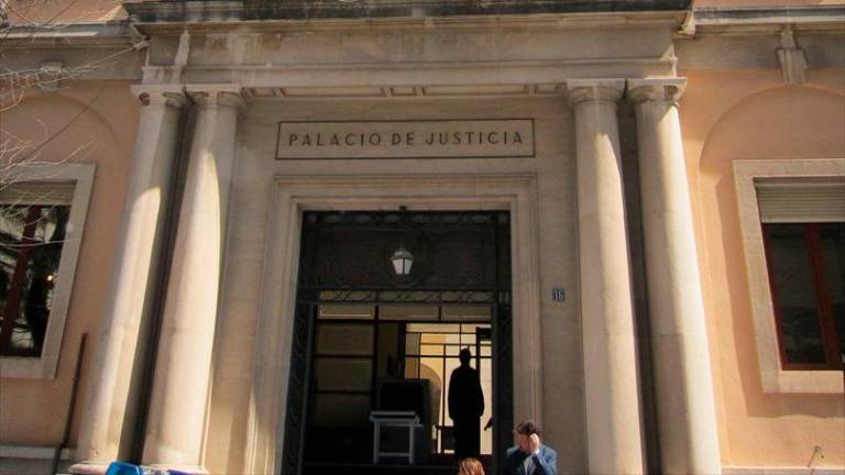 La Audiencia de Jaén confirma 600 euros de multa por pegar una patada a un gato callejero