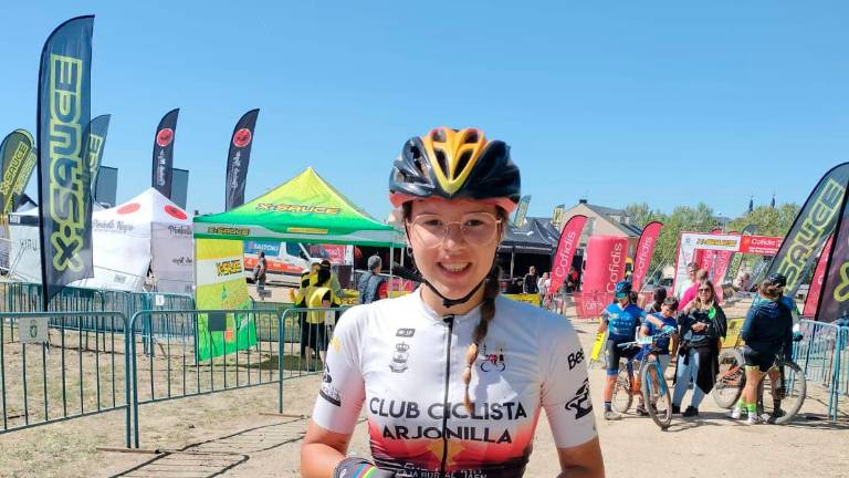 Ana María Mena consigue un doble premio