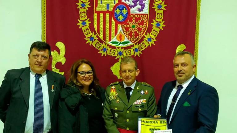 Gran reconocimiento a los Caballeros de la Santa Cruz