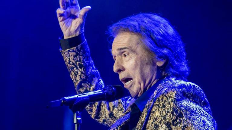 Raphael celebra en Almería sus 60 años en los escenarios