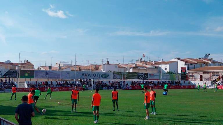 Con Óscar Lozano todo es más fácil para el Real Jaén, que gana su primer partido de Liga