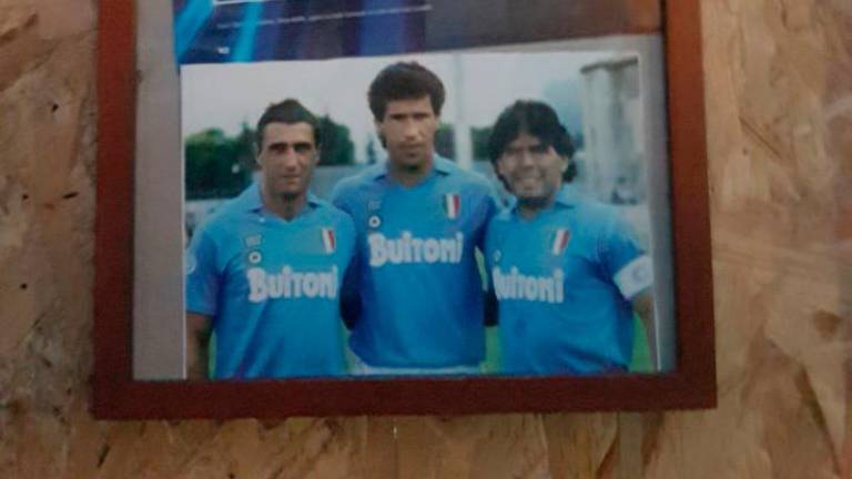 Maradona es “Dios” en Nápoles