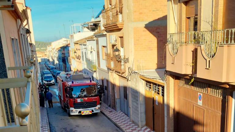 Incendio de una vivienda y acción solidaria en Torredonjimeno por su propietaria