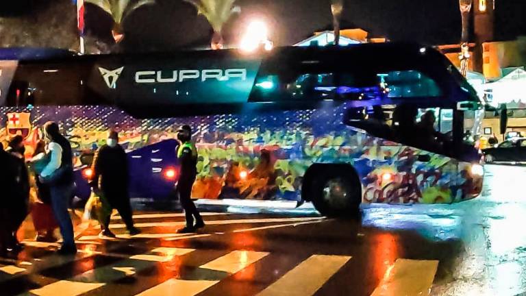 El autobús del Barça llega a Linares