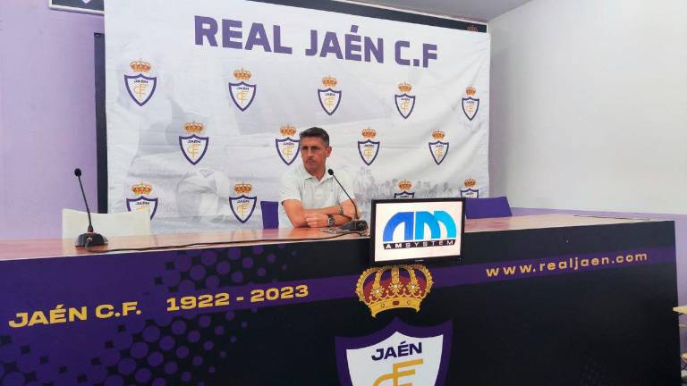 Roberto Peragón: “El Mijas es un rival con un juego propositivo, se ha reforzado muy bien”