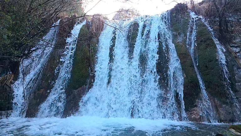 Agua y música clásica para recibir Año Nuevo en un paraje de ensueño de Jaén: Cascada del Aguascebas