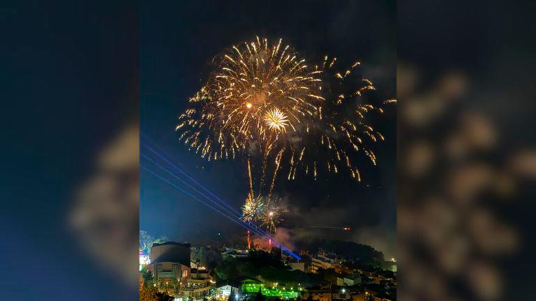 Martos abre la Feria de San Bartolomé con música, color y pirotecnia