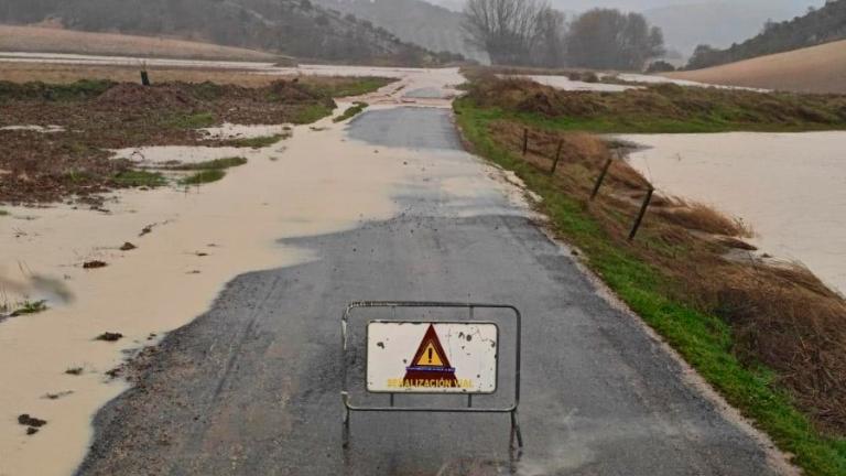 La vía que conecta Venta de Agramaderos con Venta Valero queda cortada