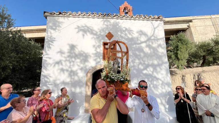 La fe no entiende de edad si se trata de la Purísima Concepción en La Cerradura