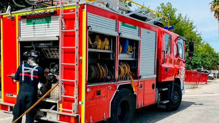 Desalojado de su casa en Úbeda tras un incendio que ha calcinado la cocina