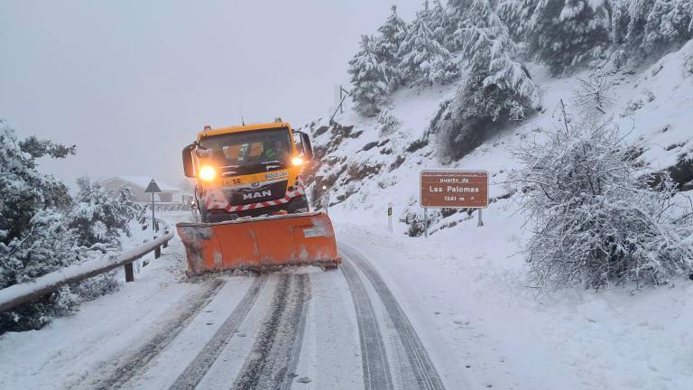 Obligatorio el uso de cadenas en varias carreteras jiennenses por nevadas