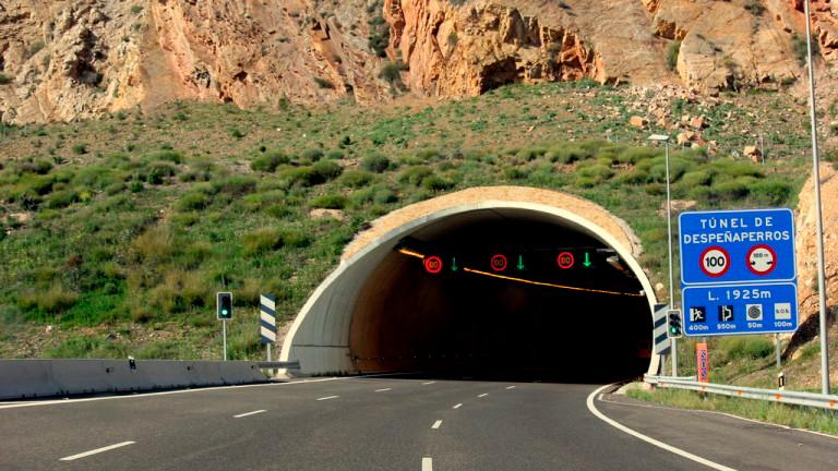 Obras en el túnel de Despeñaperros reducirán la calzada a dos carriles en sentido Madrid