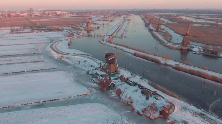 Las espectaculares vistas que dejan las nevadas en Países Bajos
