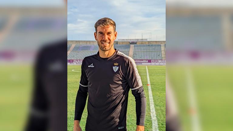El trotamundos Carlos Fernández ya tiene ficha de jugador del Real Jaén