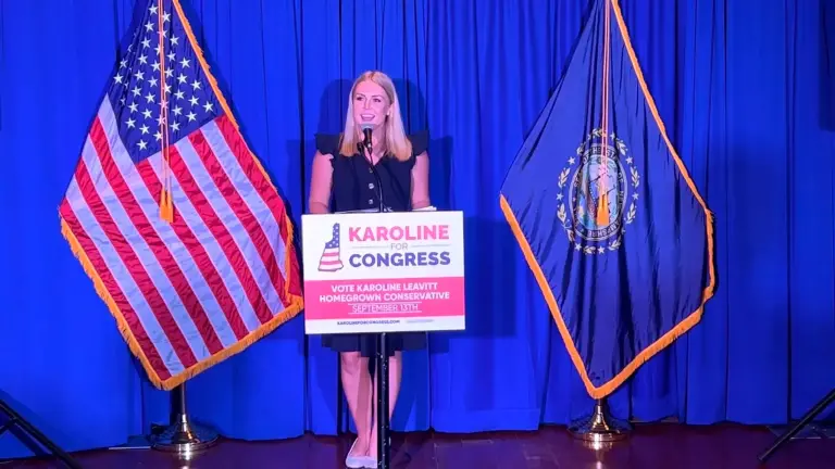 Trump designa a la portavoz de su campaña electoral, Karoline Leavitt, como secretaria de prensa de la Casa Blanca