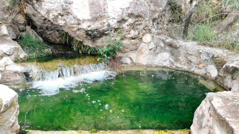 Así manan las siete fuentes de la aldea de Cuenca, en Hinojares