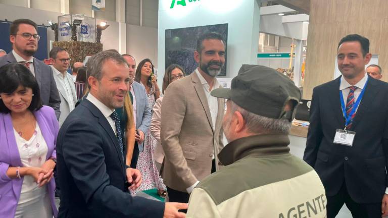 El alcalde destaca en Ibercaza el valor económico y cultural del sector para Jaén y provincia