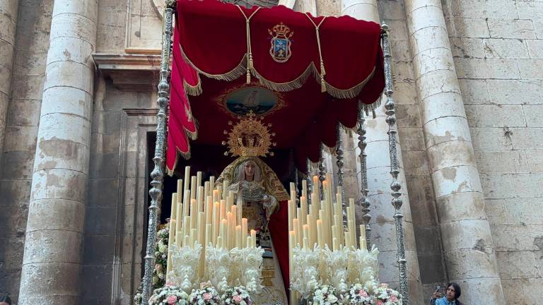 La Oración en el Huerto sale de la Iglesia de San Ildefonso