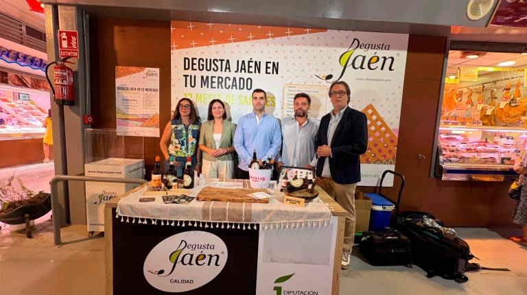 <i>Stand de Degusta Jaén. / Diputación de Jaén. </i>