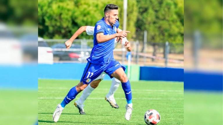 <i>Gio Navarro es un jugador con experiencia para el Linares Deportivo. / Linares.</i>